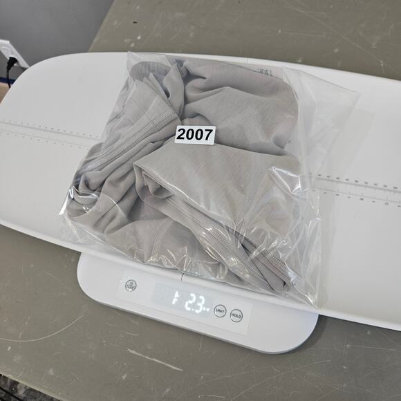 Lululemon Softstreme High-Rise Pant  Activewear Preppy Size 10 - Picture 7 of 7